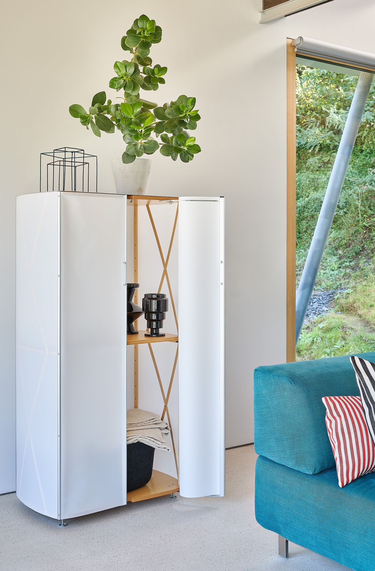 Folienschrank von Thut bei Anliker Home