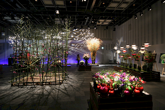 Lous Poulsen PH5 Pendelleuchte für eine Ausstellung